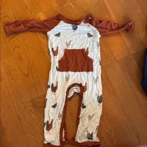 Kyte BABY Chicken snap one piece